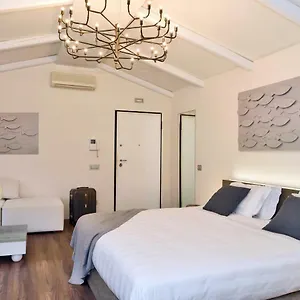 https://terra-prime-suite-riomaggiore.hotelitalianriviera.com